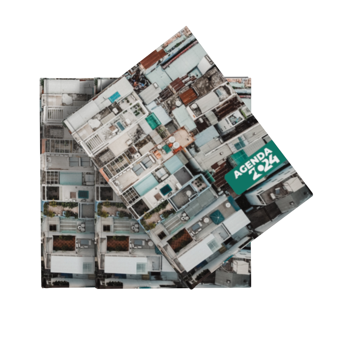 Agenda-2024-com-Lombada-quadrada-15x21cm-FAVELA-15-x-21-Frente-colorida-(4x0)-Couche-150g-(Brilho)